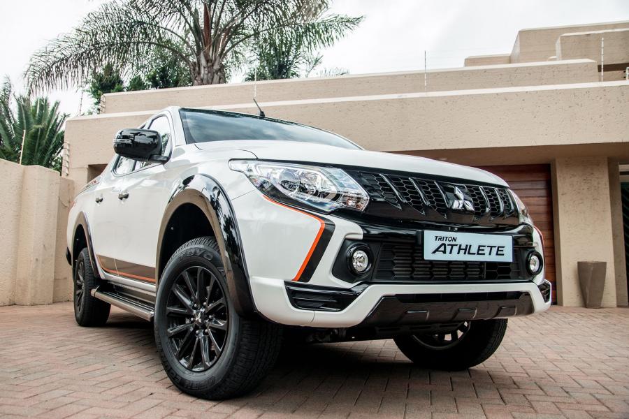  Mitsubishi Triton Double Cab Athlete 2018 года  (ZA) (фото 11 из 19)